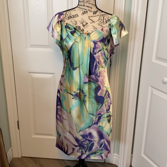 SALE💐Roulette Sz 6 dress - Picture 3 of 16